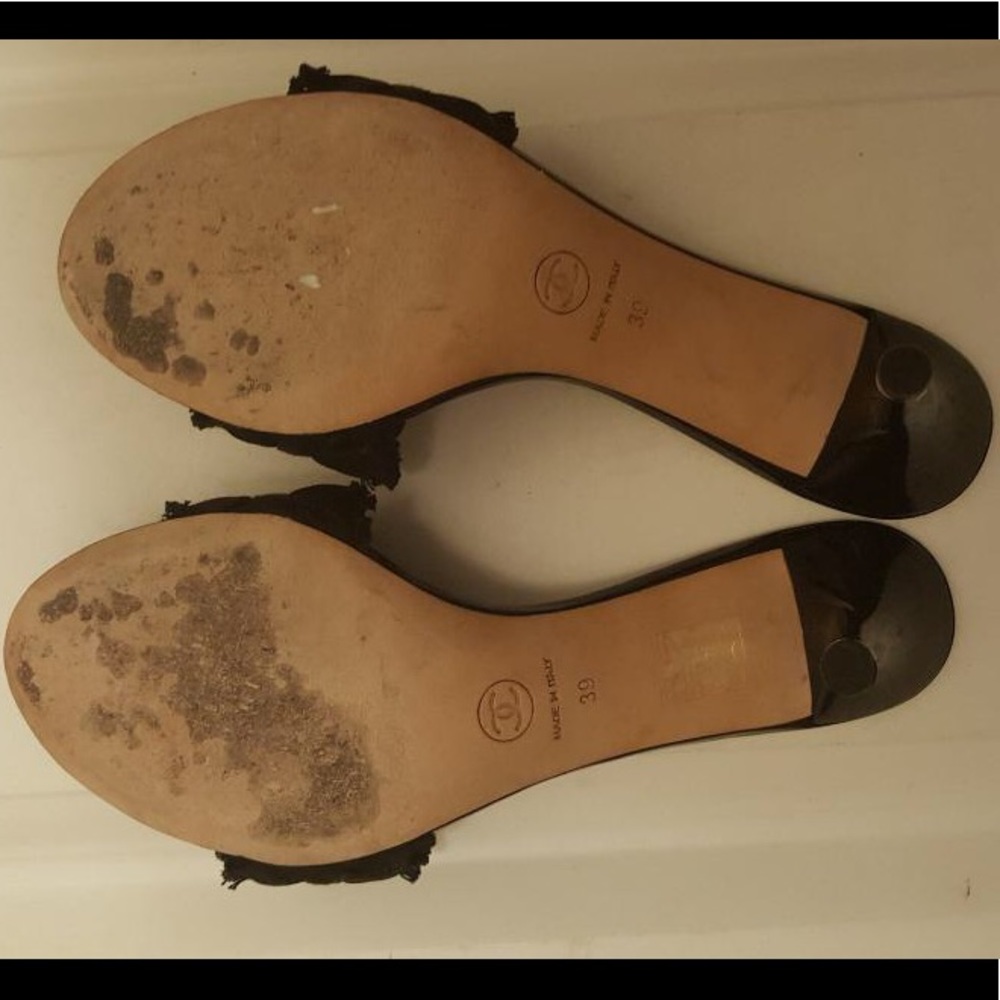 SOLD !!!!!!  Chanel Sandals with CC Logo detail - Picture 7 of 8